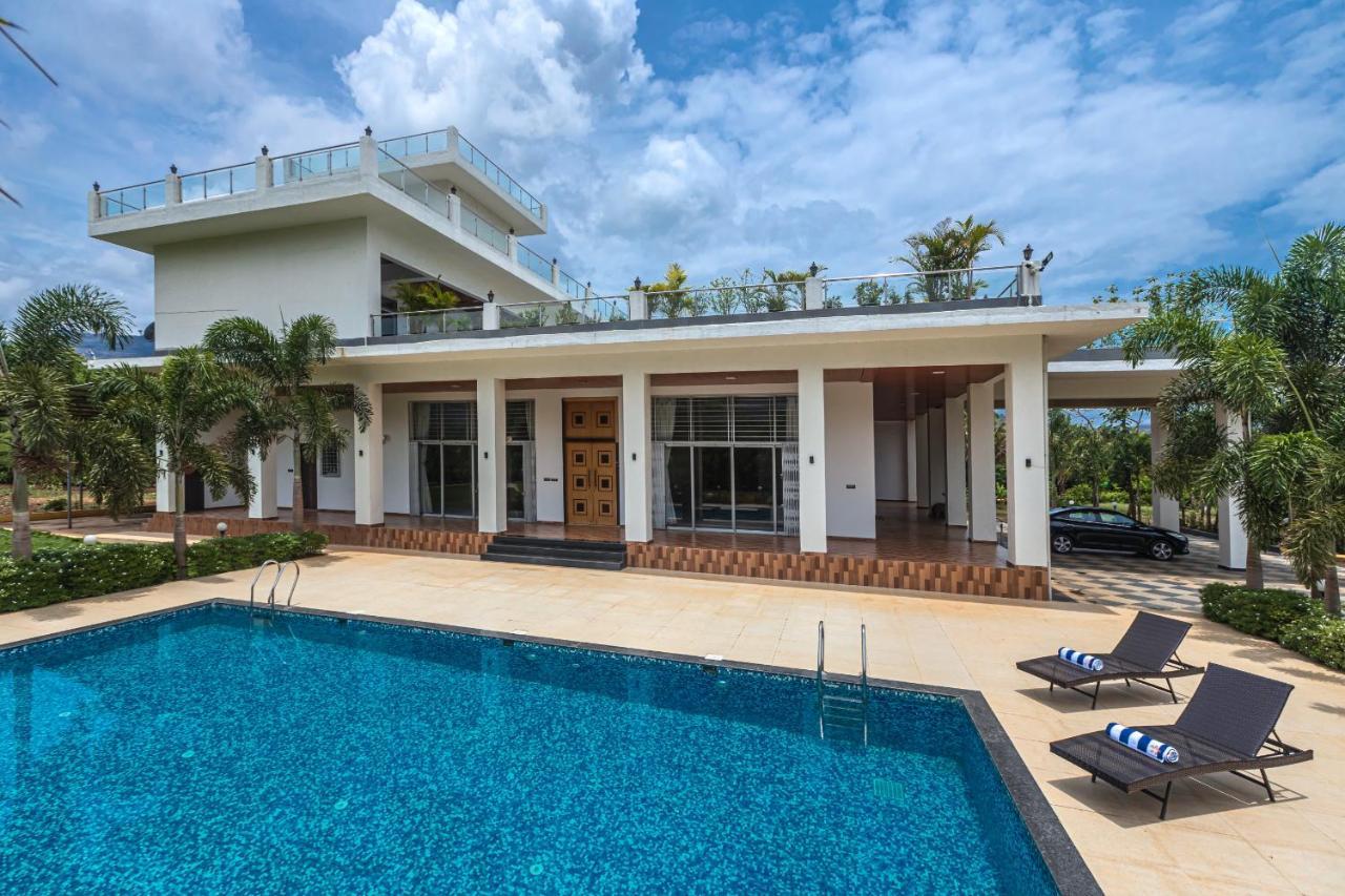 Saffronstays Odyssey, Karjat - 10 Acres Pet-Friendly Estate With Swimming Pool Chinchavli Екстериор снимка
