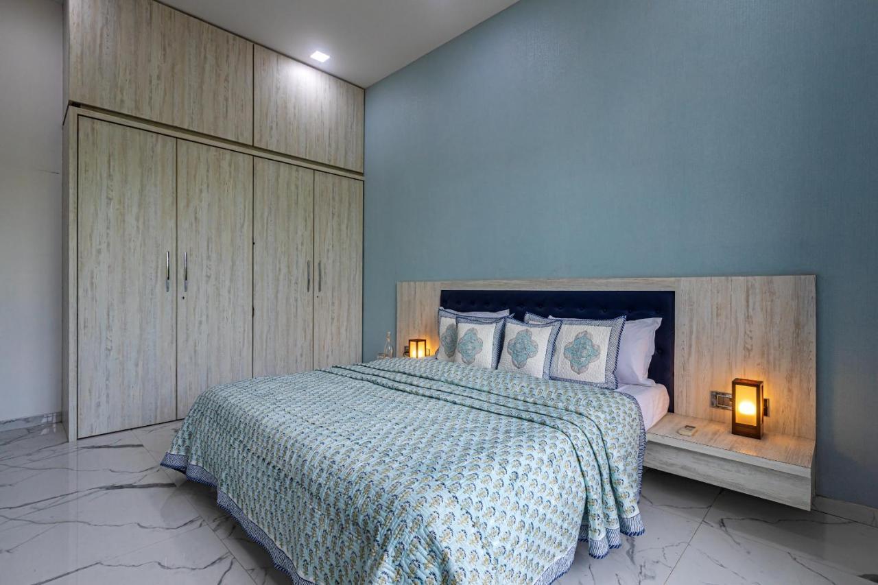 Saffronstays Odyssey, Karjat - 10 Acres Pet-Friendly Estate With Swimming Pool Chinchavli Екстериор снимка