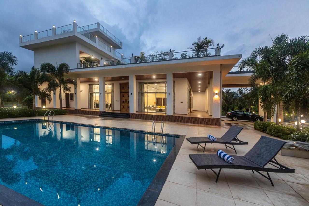 Saffronstays Odyssey, Karjat - 10 Acres Pet-Friendly Estate With Swimming Pool Chinchavli Екстериор снимка
